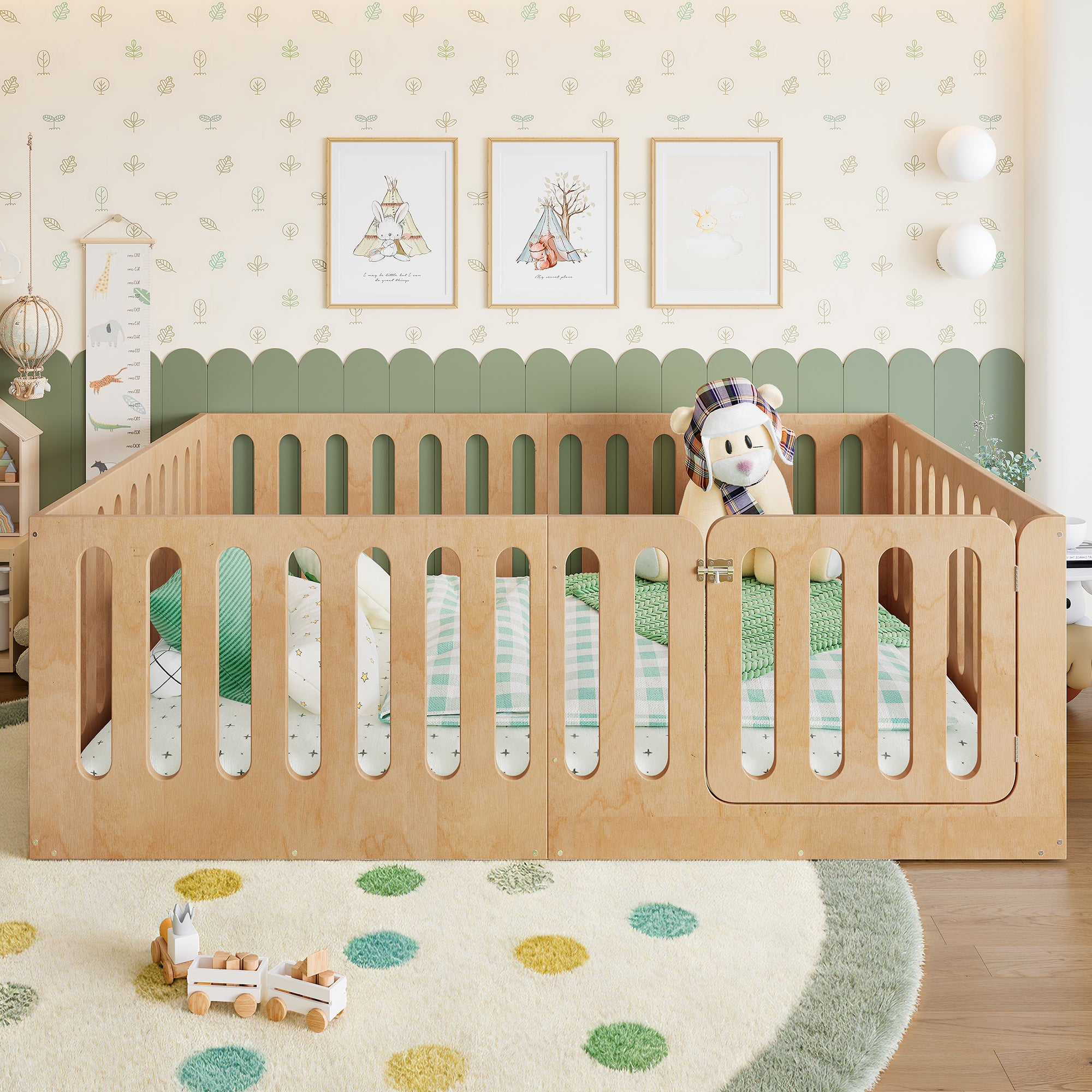 Cama de Chão Montessori em Madeira com Porta e Vedação Alta